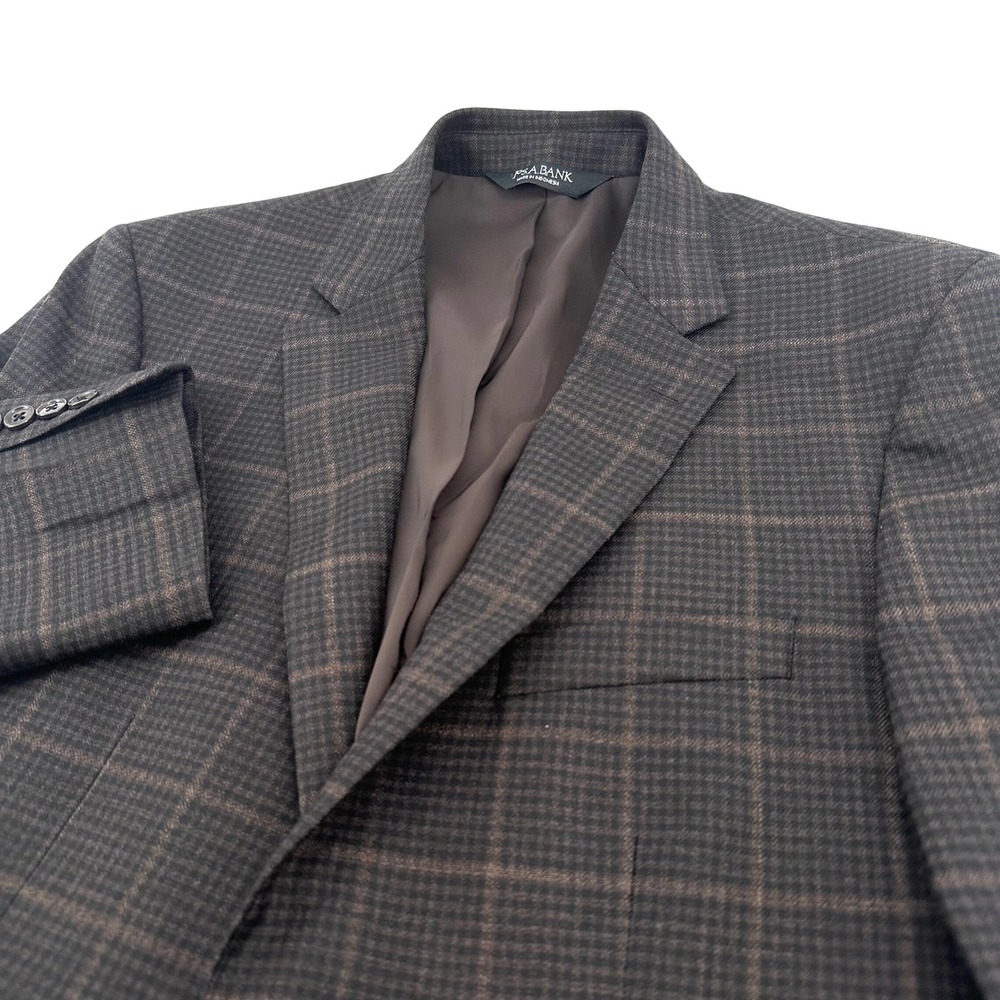 Jos A Bank Traveler Mens 40R Wool Blazer Brown Black Plaid Sport Coat 2 Button